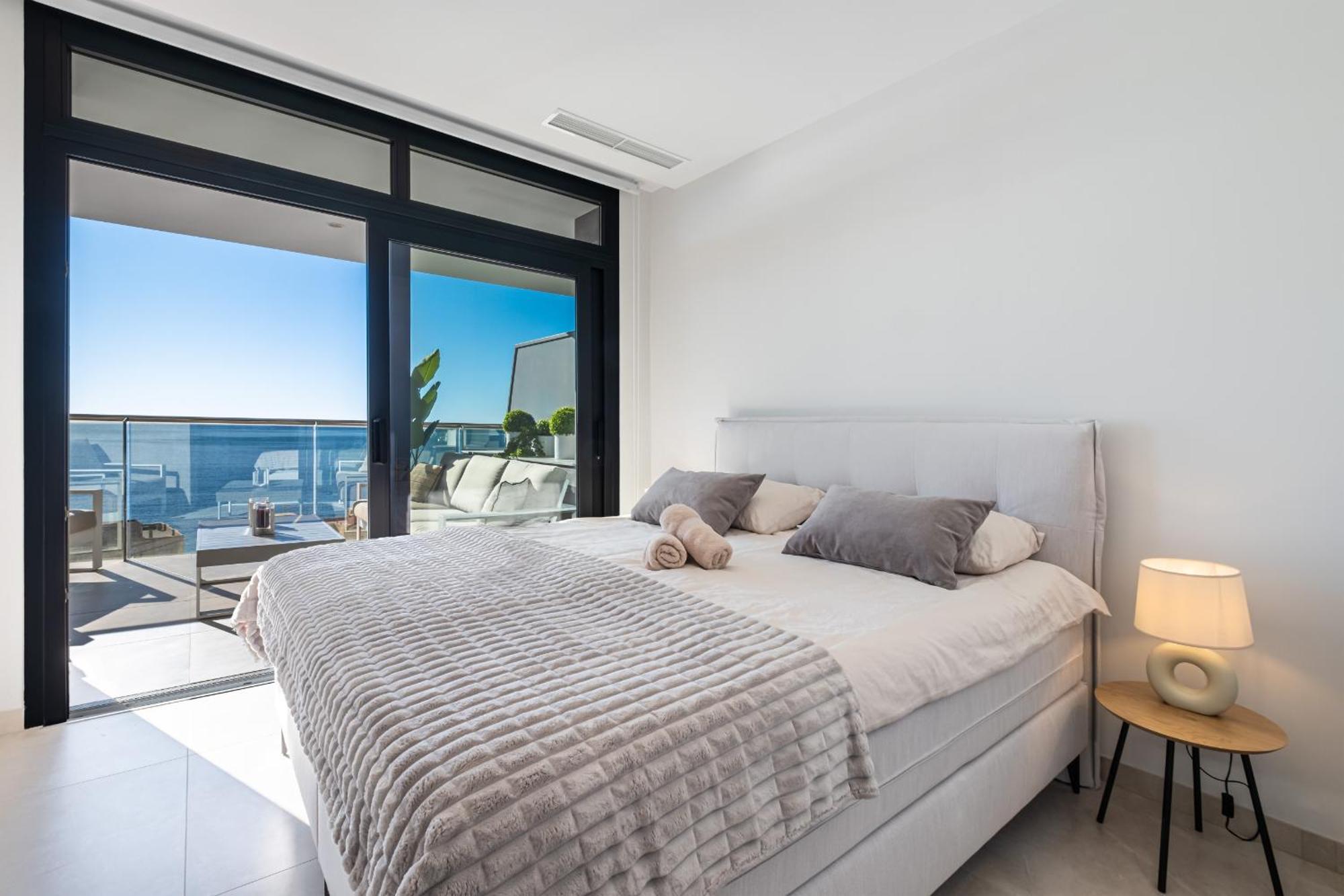 Sunset Cliffs Deluxe 6133 Poniente Apartment Benidorm