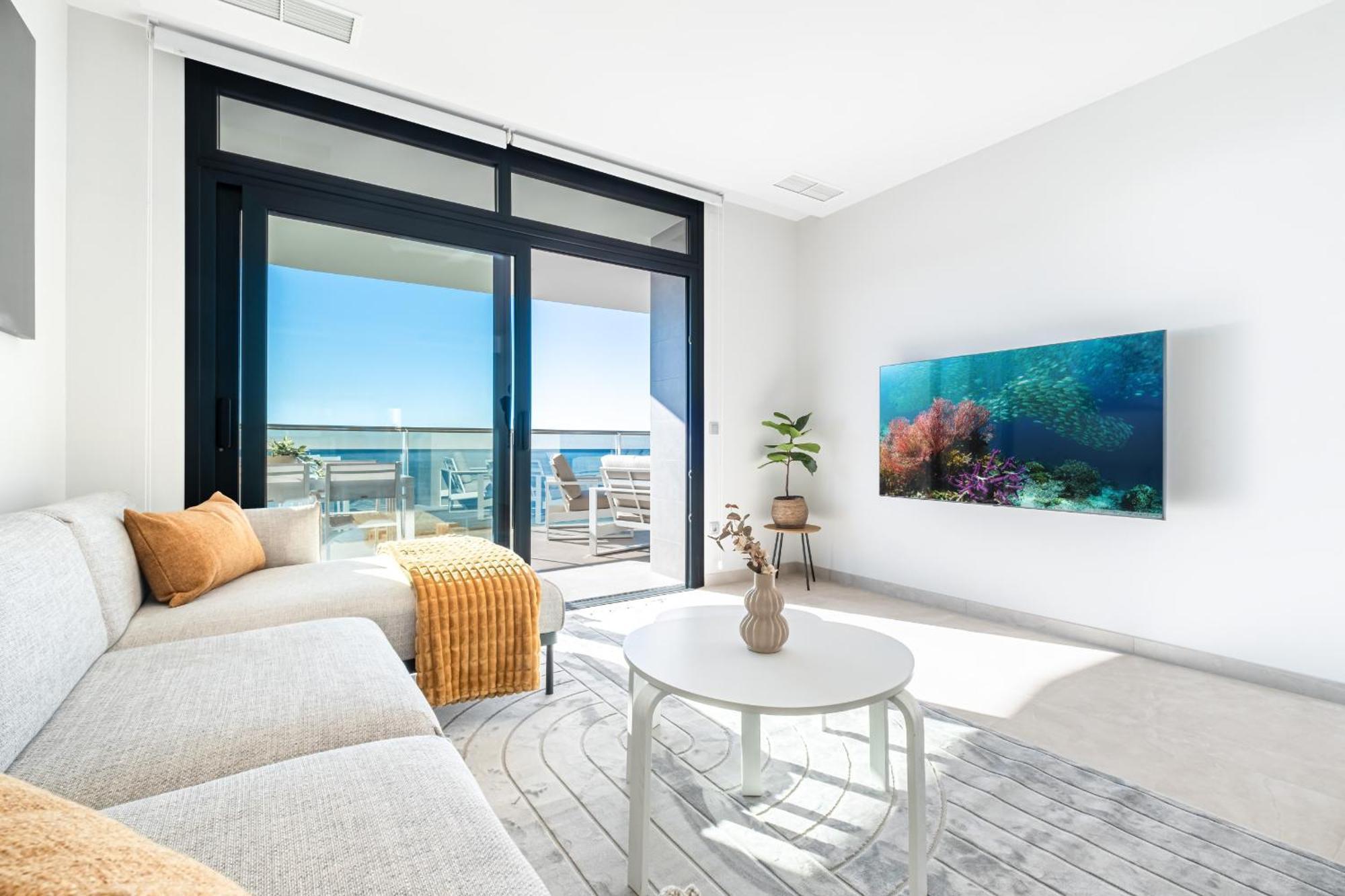 Sunset Cliffs Deluxe 6133 Poniente